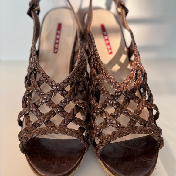 NWOT Prada wedge shoes with distressed leather braided design - Picture 7 of 12